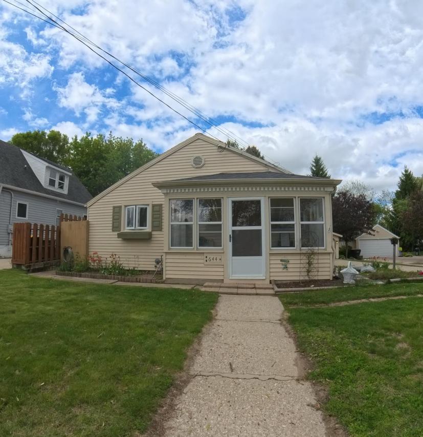 644 Michigan Ave, West Bend, WI 53095
