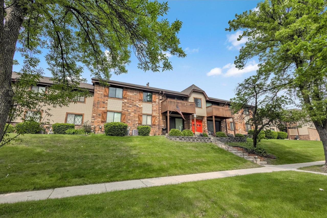 7731 N 60th St #F, Milwaukee, WI 53223