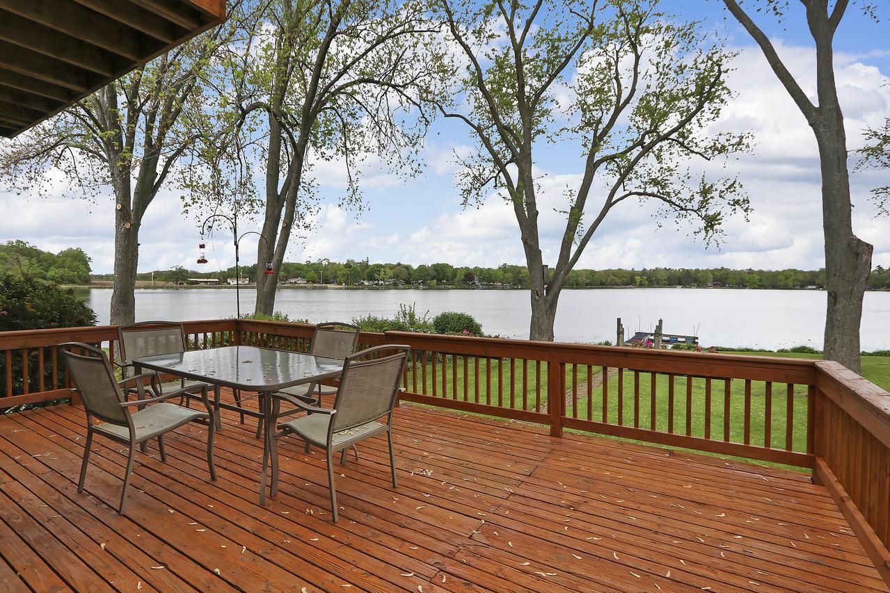10317 195th Ave, Bristol, WI 53104