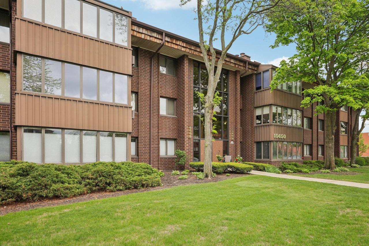 N85W15650 Ridge Rd #306, Menomonee Falls, WI 53051