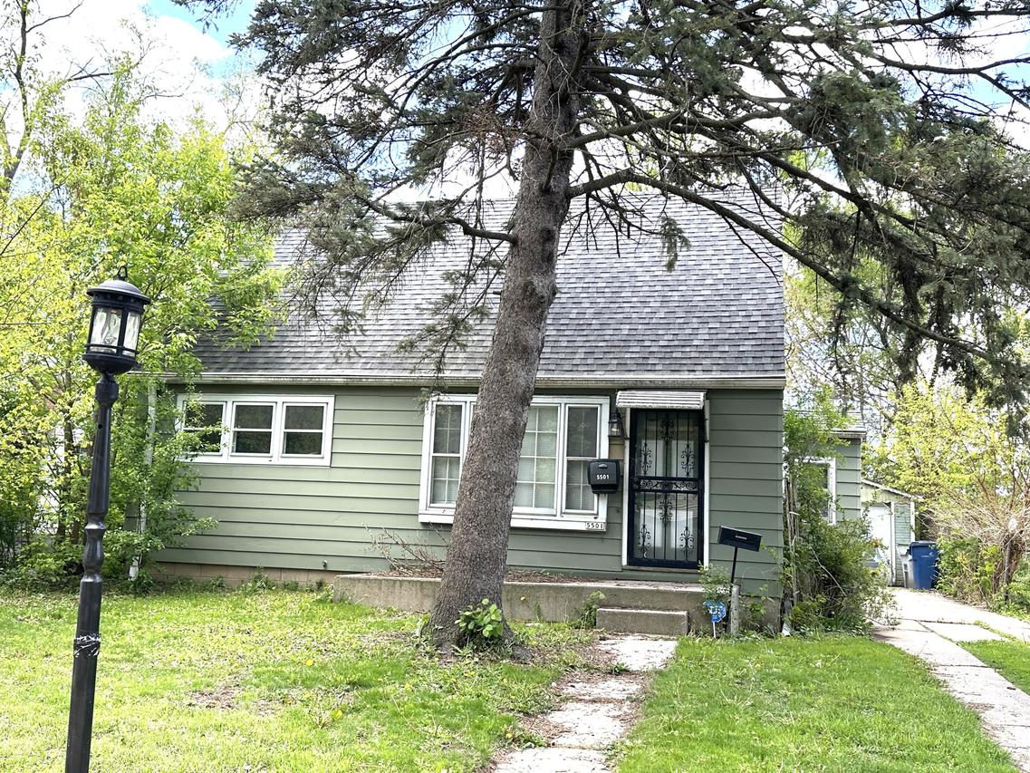5501 W Thurston Ave, Milwaukee, WI 53218