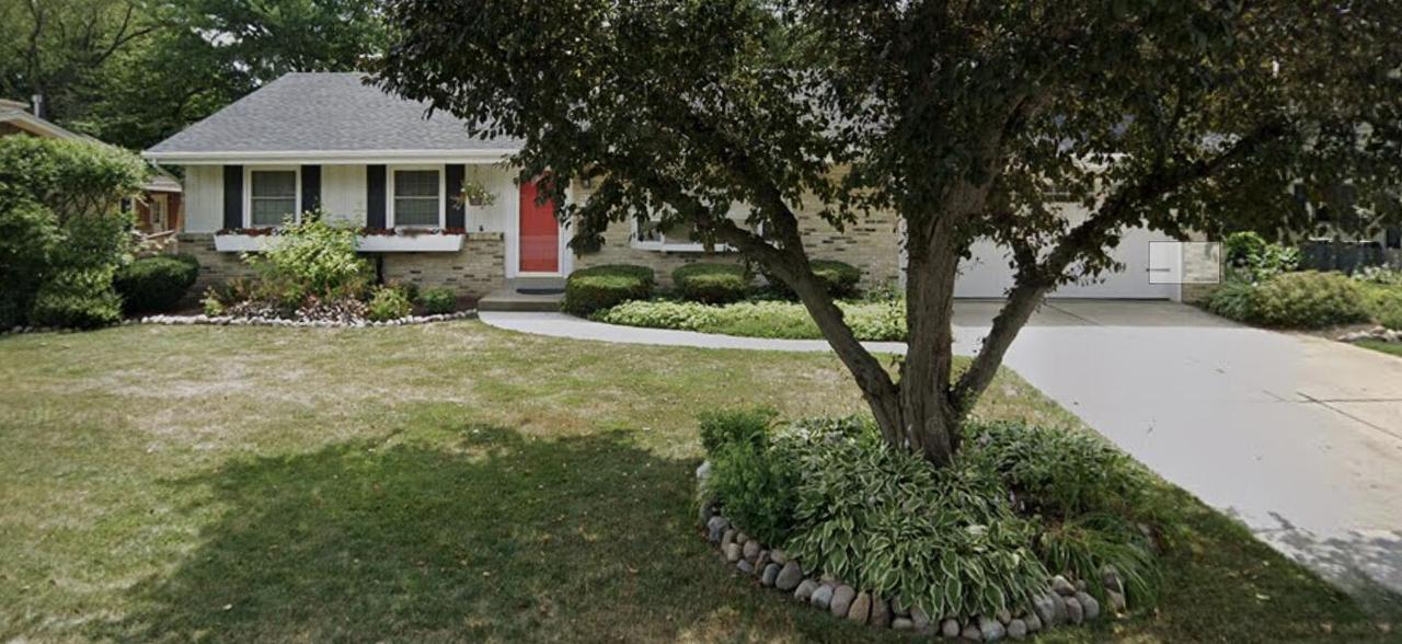 N86W15827 Riverside Bluff Rd., Menomonee Falls, WI 53051