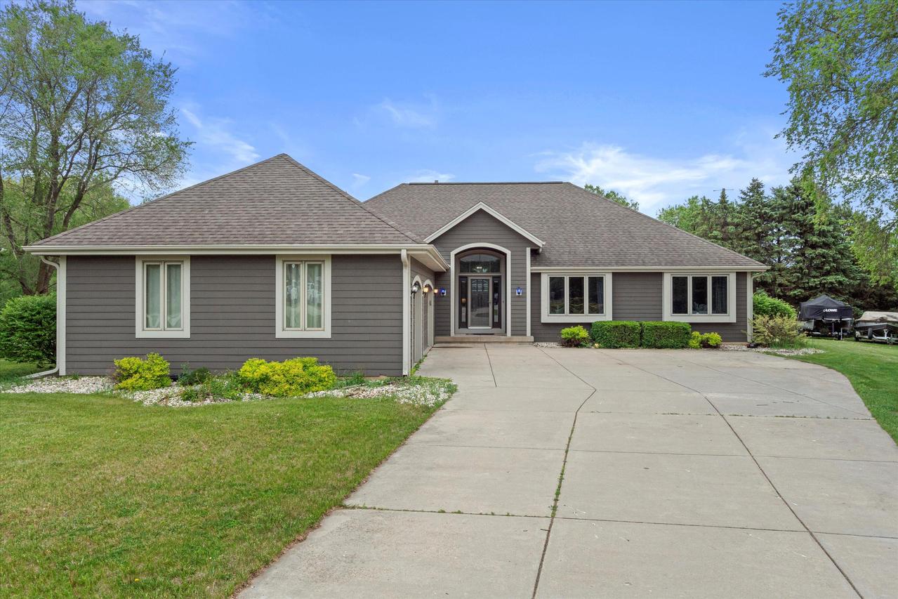 S91W35161 Prairie Ct, Eagle, WI 53119