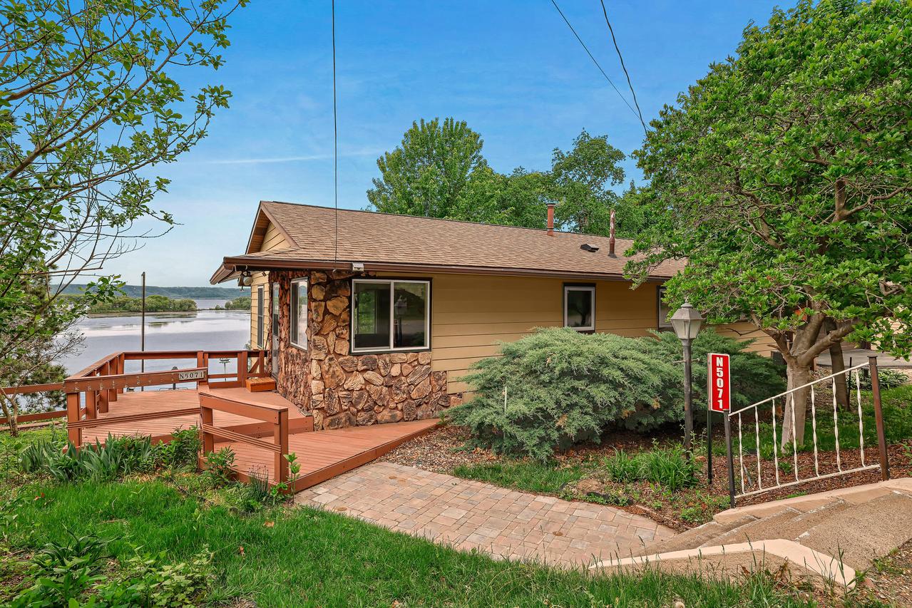 N5071 Sunset Vista, Onalaska, WI 54650