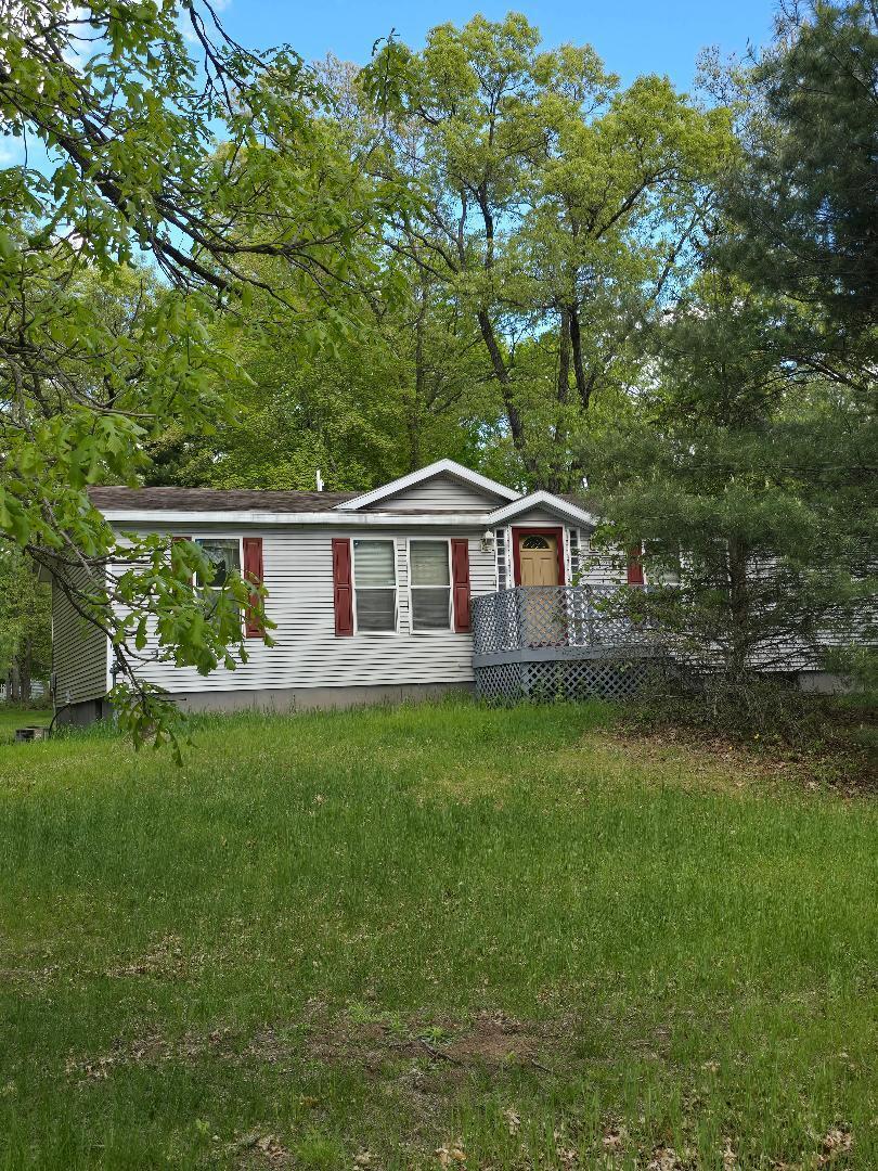 2942 Brentwood Dr, New Chester, WI 53936
