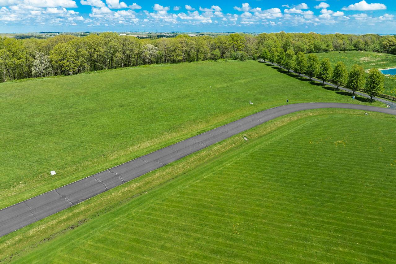 Lt13-Lt14 Trinity Ln, Geneva, WI 53147