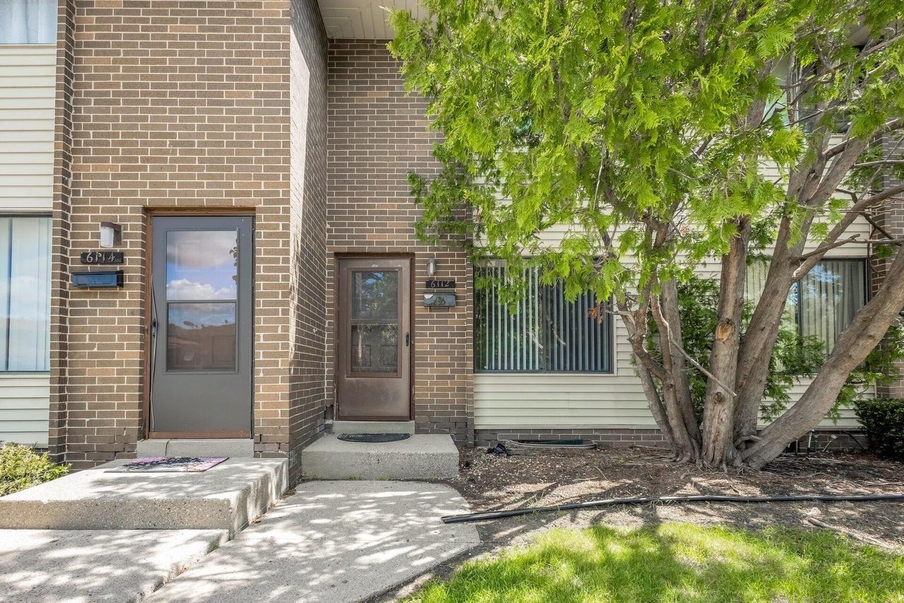 6112 W Port Ave, Milwaukee, WI 53223