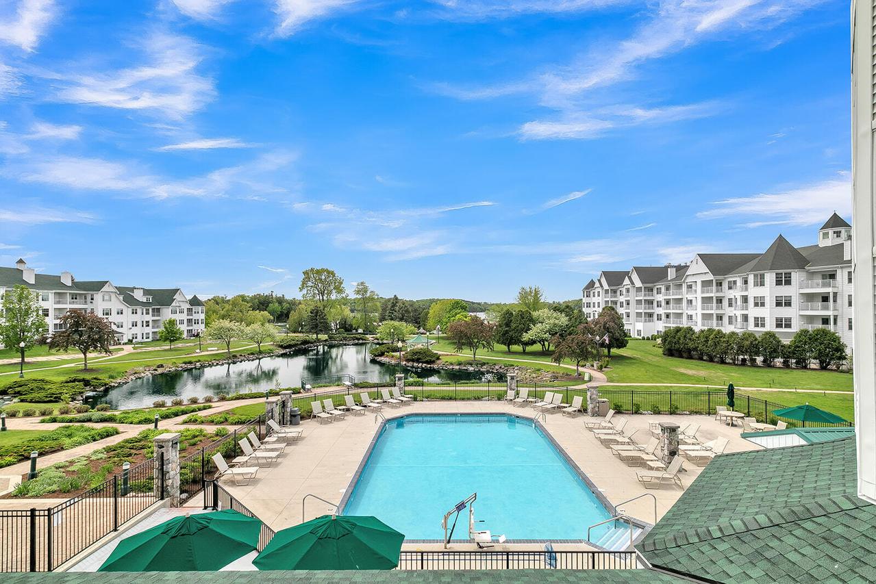 101 Osthoff Ave #246, Elkhart Lake, WI 53020