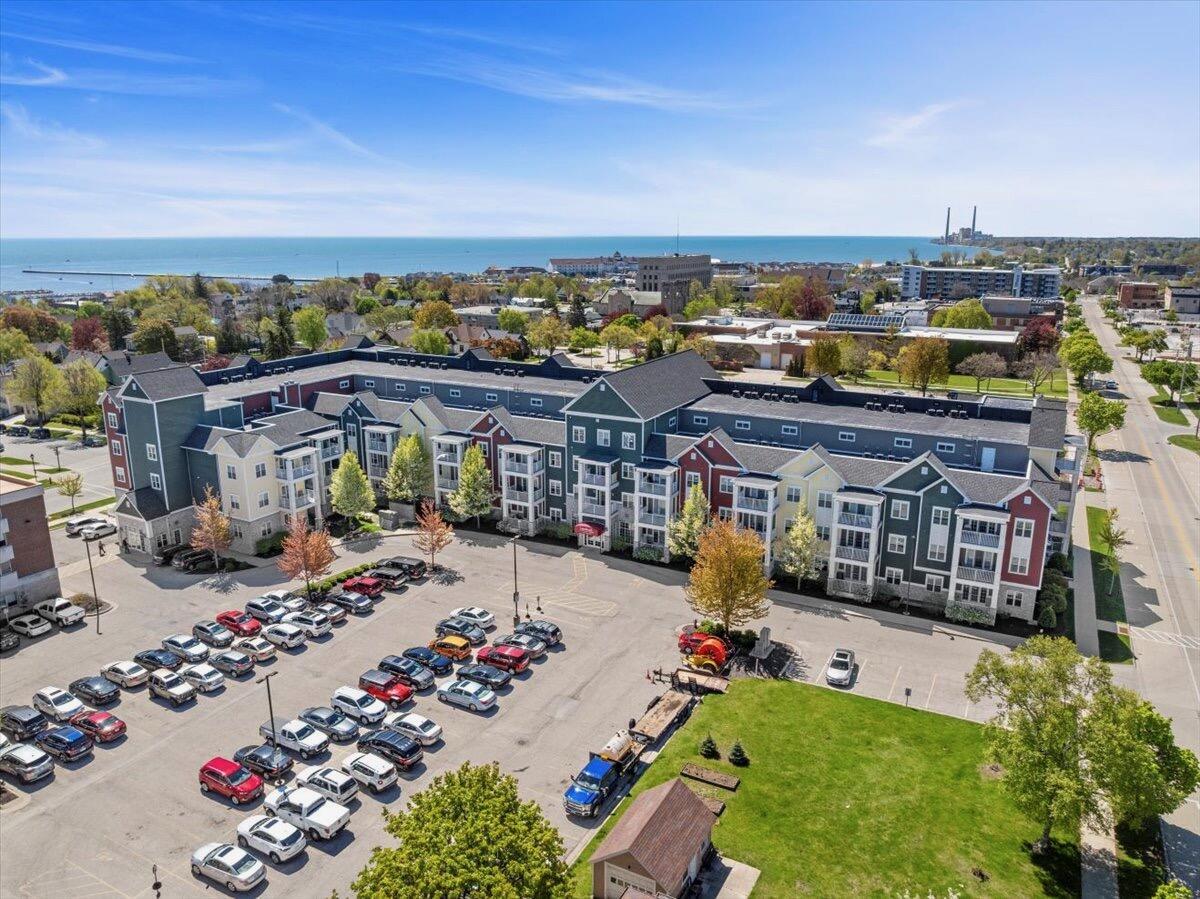 832 N 6th St #118, Sheboygan, WI 53081