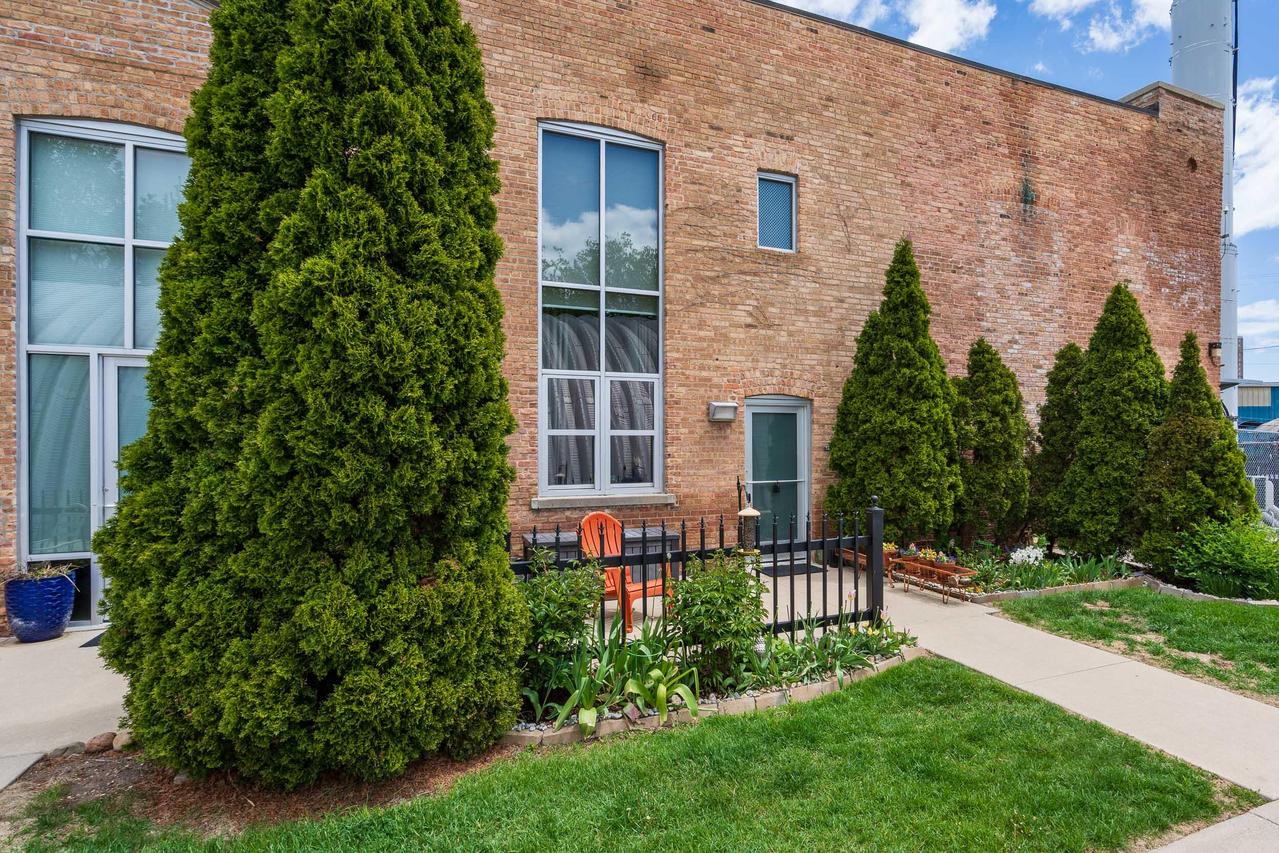 3059 N Weil St #124, Milwaukee, WI 53212