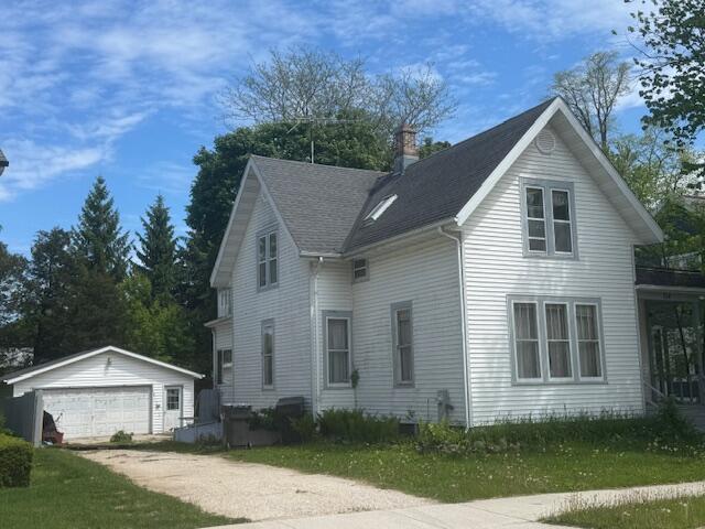 154 S East St, Elkhart Lake, WI 53020