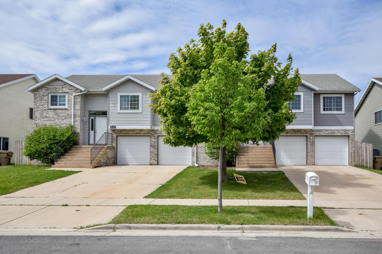 5142 Great Gray Dr #5146, Madison, WI 53718