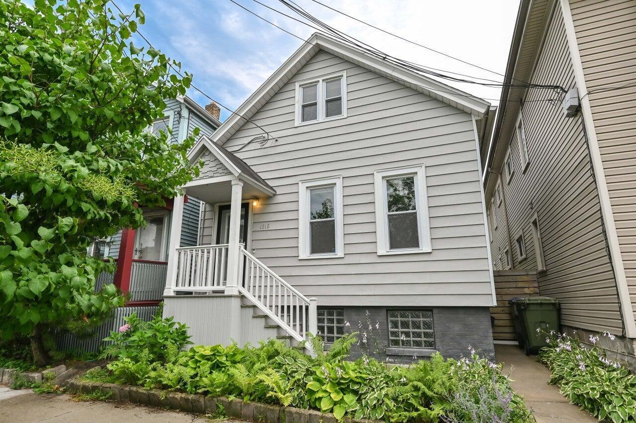 1315 E Kane Pl, Milwaukee, WI 53202