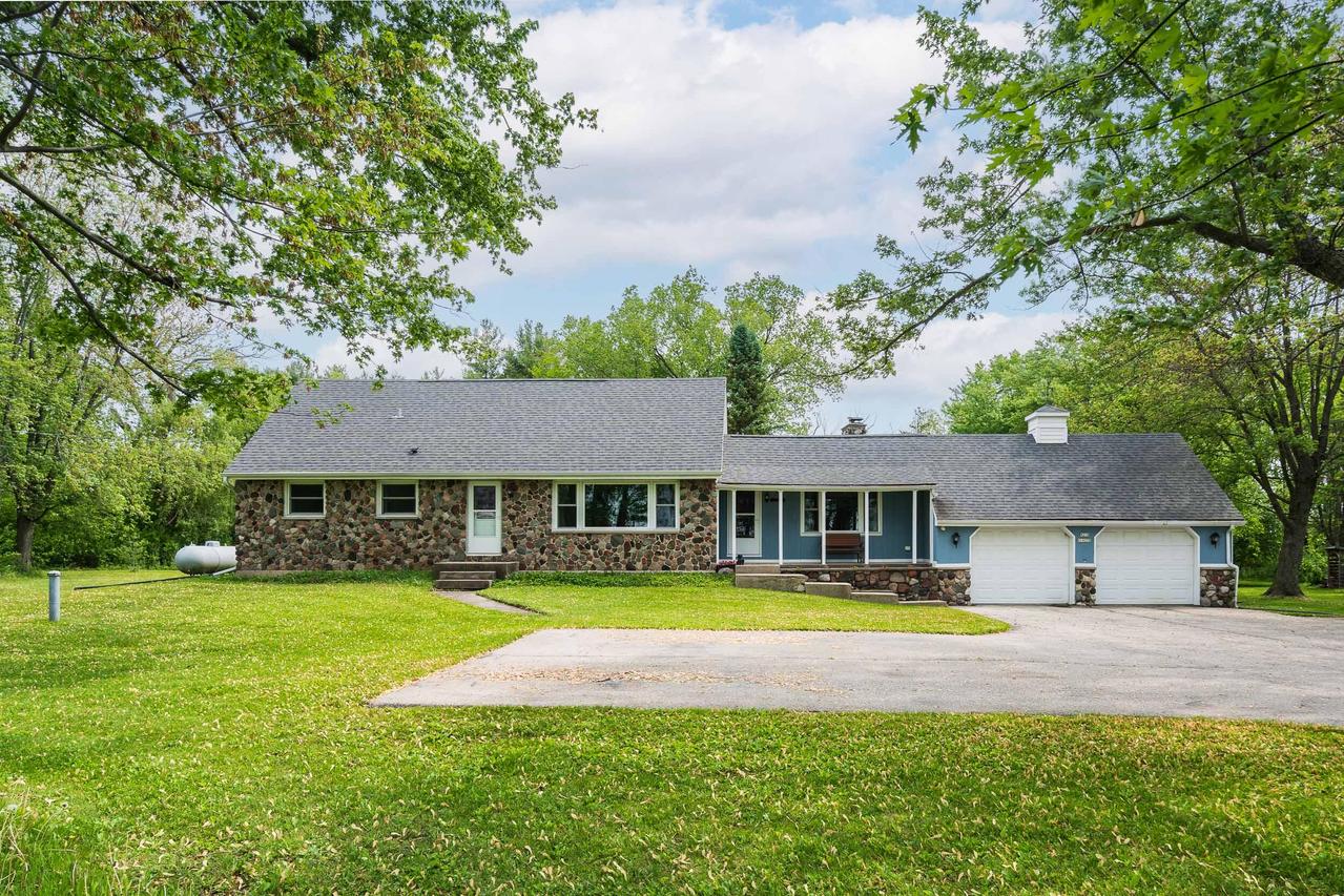 W210N14230 Fond Du Lac Ave, Germantown, WI 53076