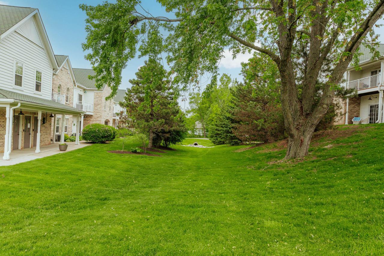 2718 Northview Rd #16, Waukesha, WI 53188