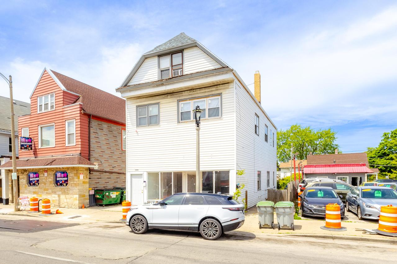 3408 W National Ave #3410, Milwaukee, WI 53215
