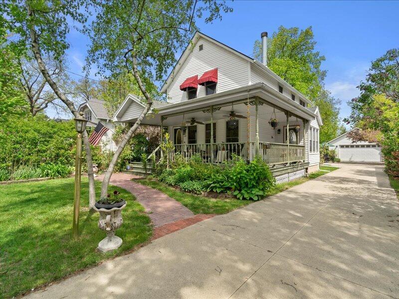 446 E Plainfield Ave, Milwaukee, WI 53207
