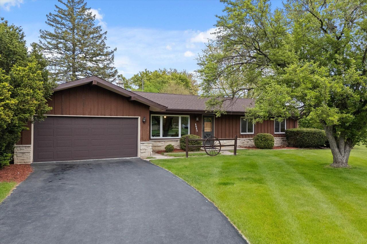 8642 N 62nd St, Brown Deer, WI 53223