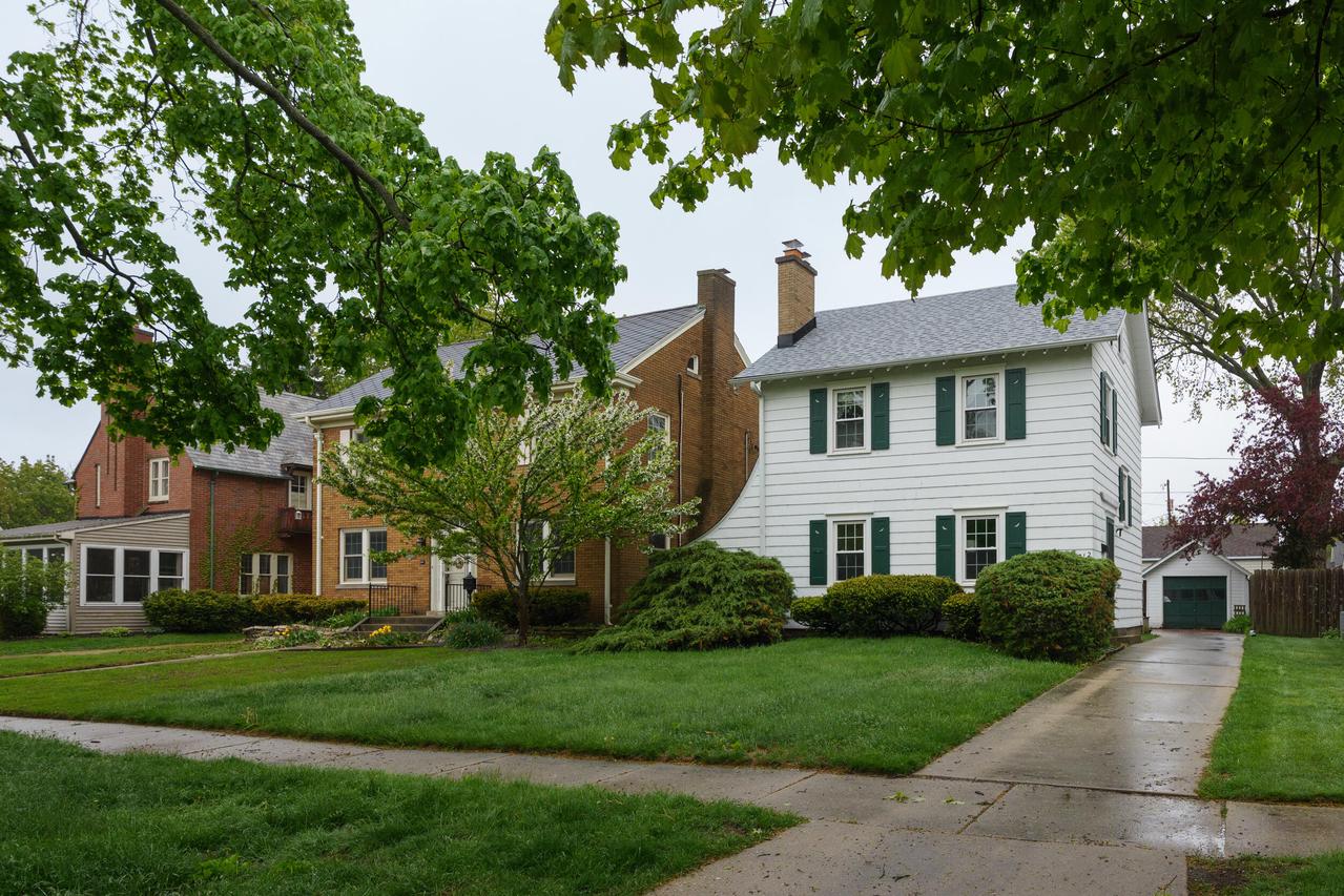 7312 5th Ave, Kenosha, WI 53143