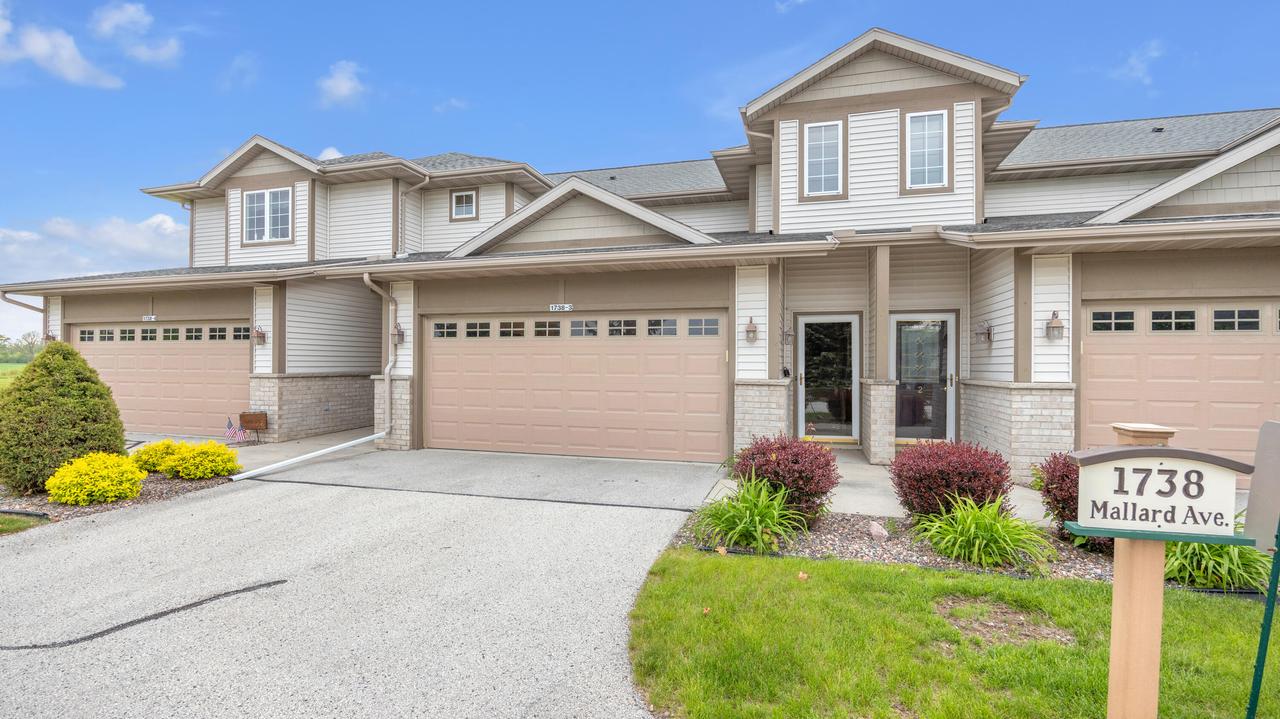 1738 Mallard Ave #3, Sheboygan Falls, WI 53085