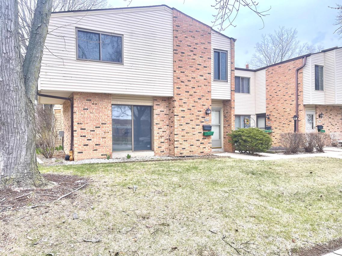 8701 N 72nd St, Milwaukee, WI 53223