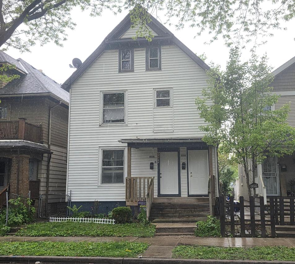 1321 S 22nd St #1323, Milwaukee, WI 53204