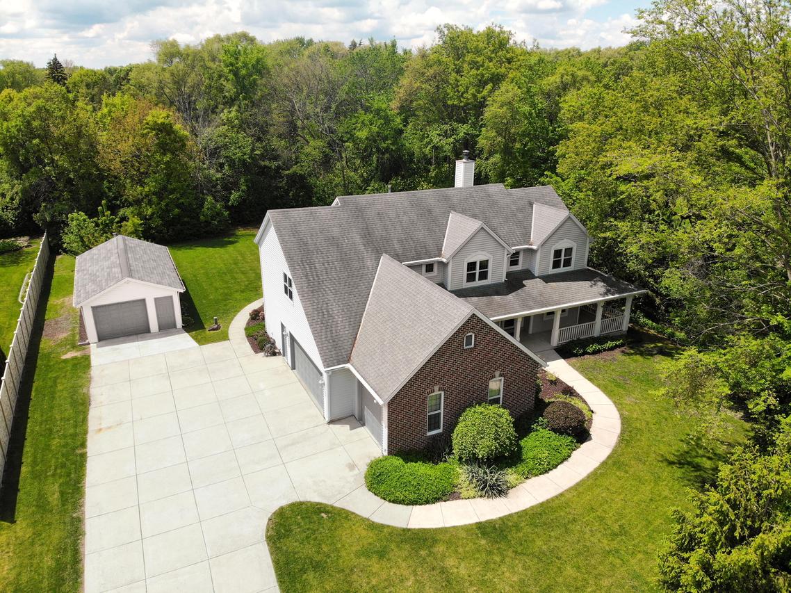 9575 W St Martins Rd, Franklin, WI 53132