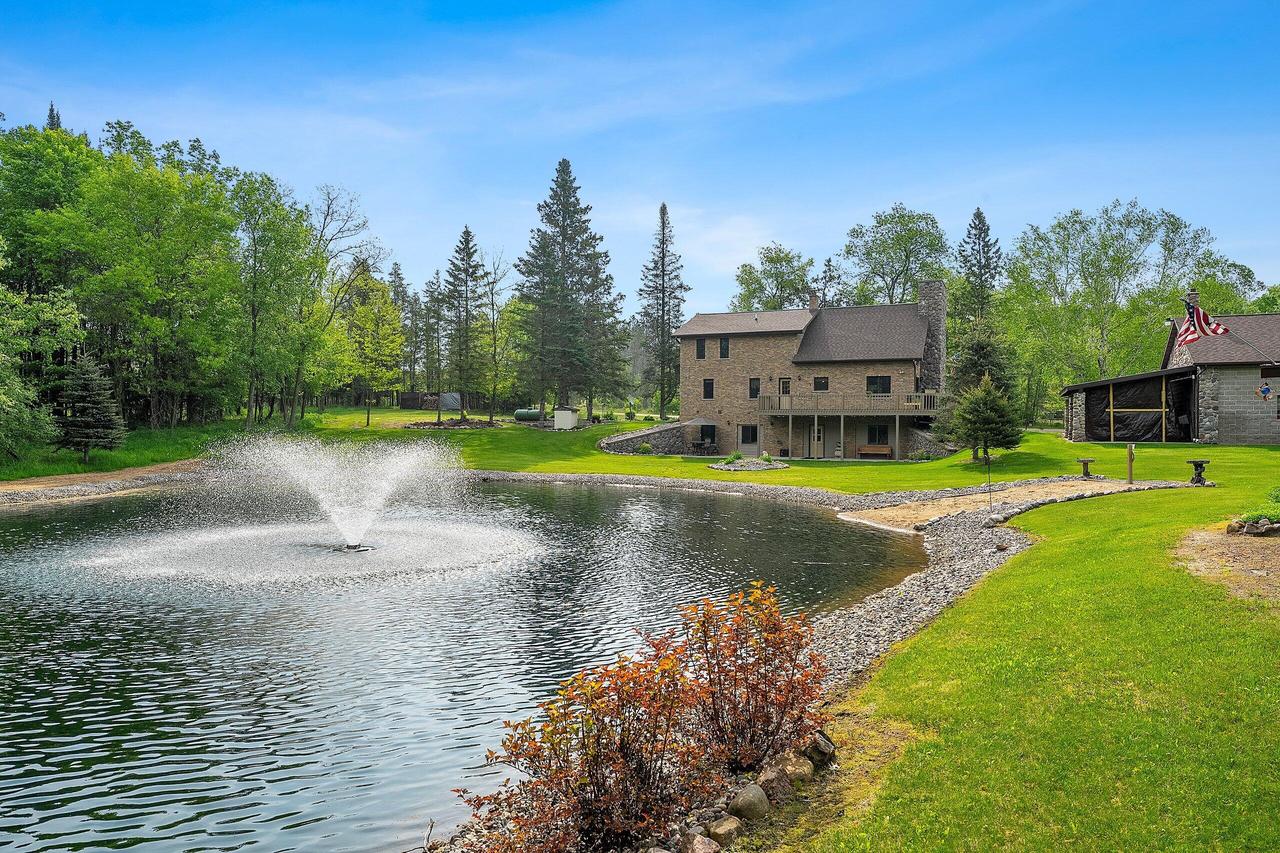 N12751 Wolfe Ln, Silver Cliff, WI 54104