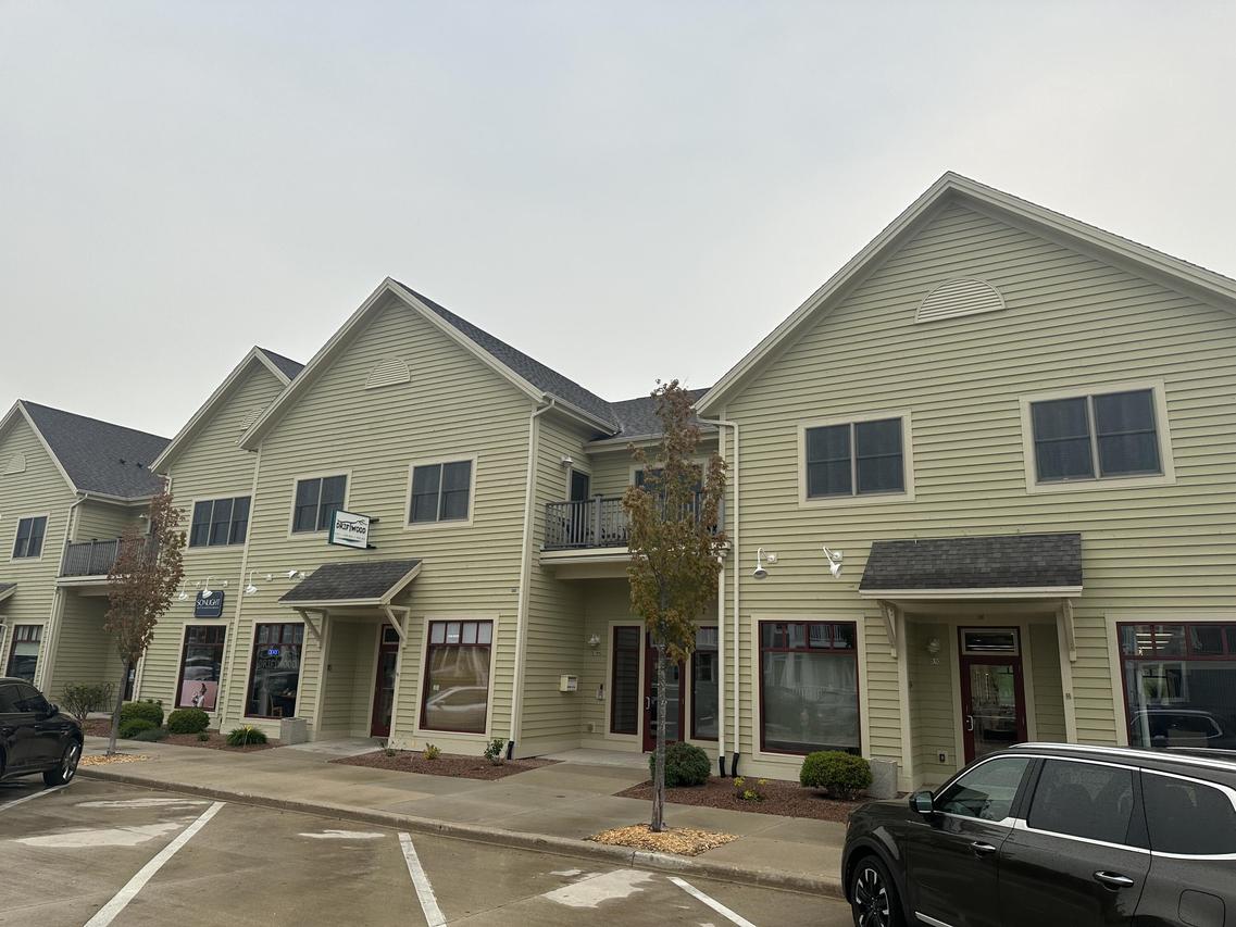 514 S Pier Dr, Sheboygan, WI 53081