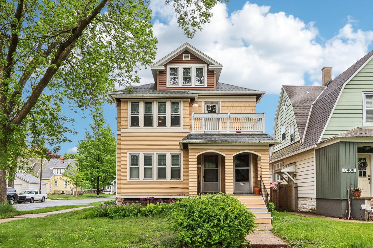 3400 S Delaware Ave #3402, Milwaukee, WI 53207