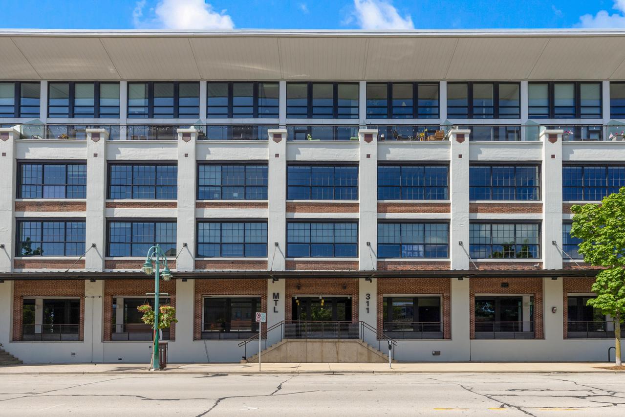 311 E Erie St #316, Milwaukee, WI 53202