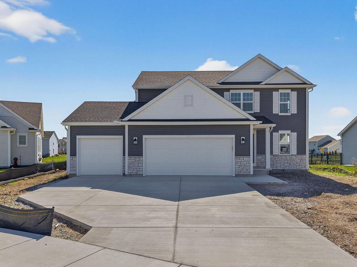 107 Reuben Ct, Beaver Dam, WI 53916