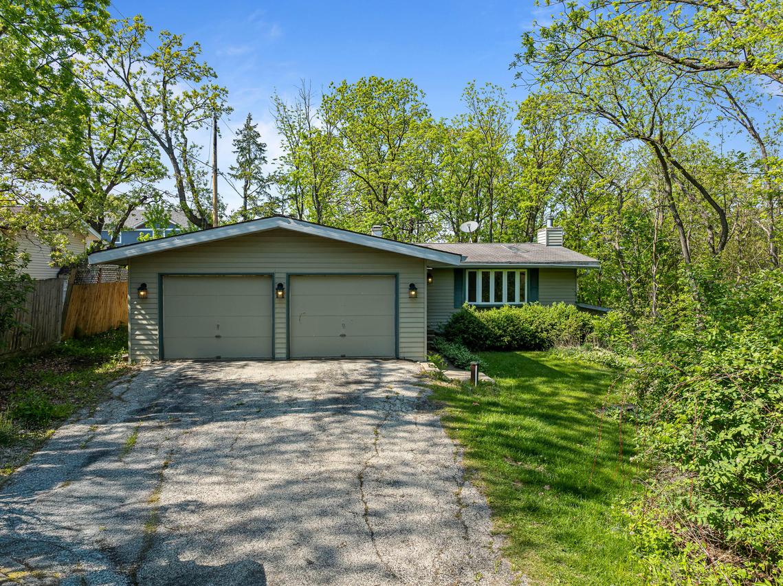 24112 62nd St, Paddock Lake, WI 53168