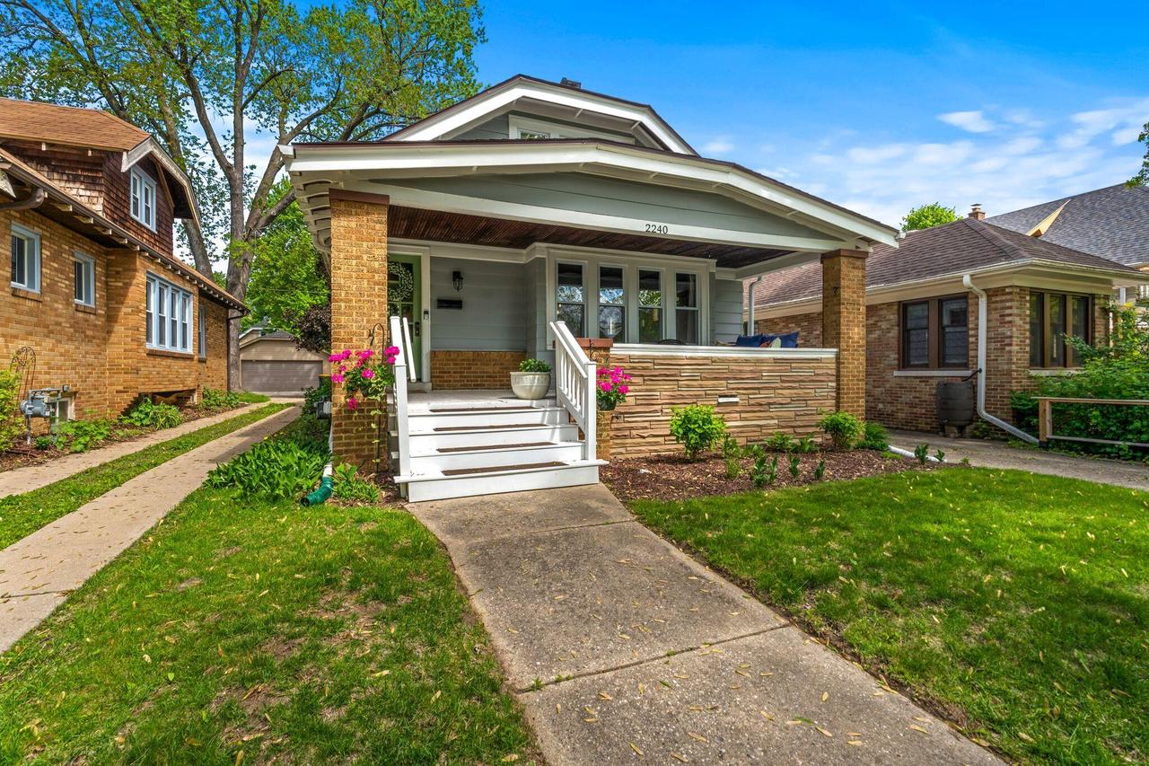 2240 N 67th St, Wauwatosa, WI 53213