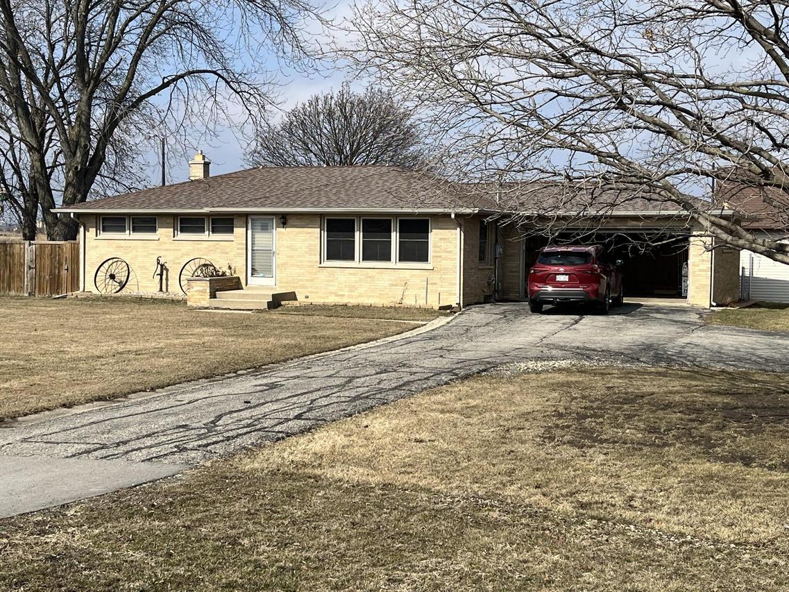 11312 Burlington Rd, Somers, WI 53144