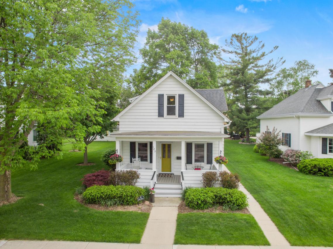 123 School St, Kohler, WI 53044