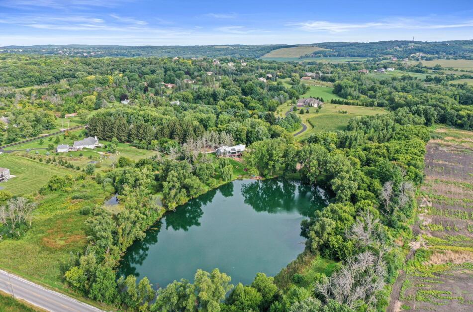 W289S2990 Road Dt -, Genesee, WI 53188
