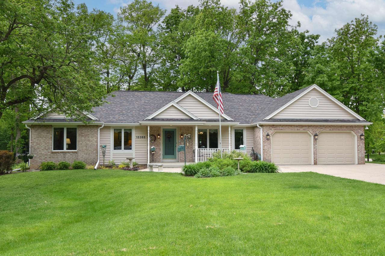 15365 W Lincoln Ave, New Berlin, WI 53151