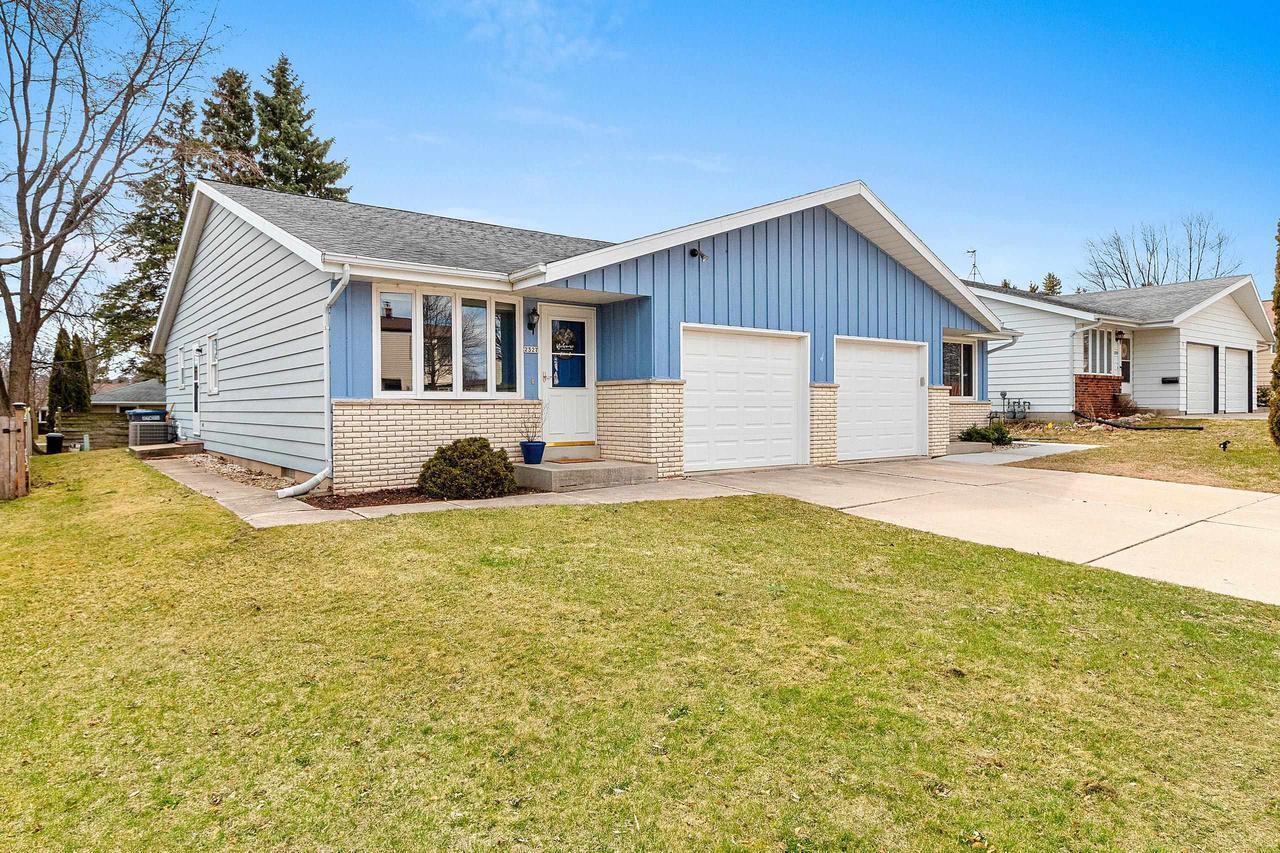 2327 Carmen Ave, Sheboygan, WI 53081
