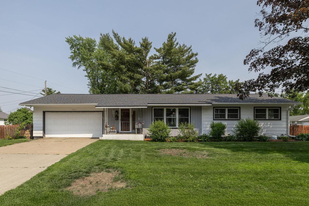 315 S 11th Ave, Onalaska, WI 54650