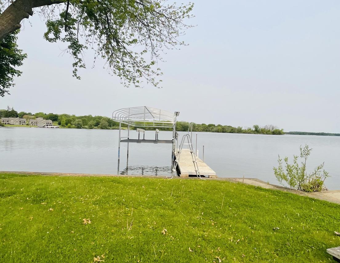 325 W Tweedy St, Hustisford, WI 53034