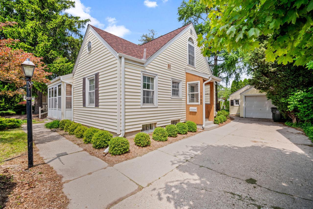 1060 W Silver Spring, Glendale, WI 53209
