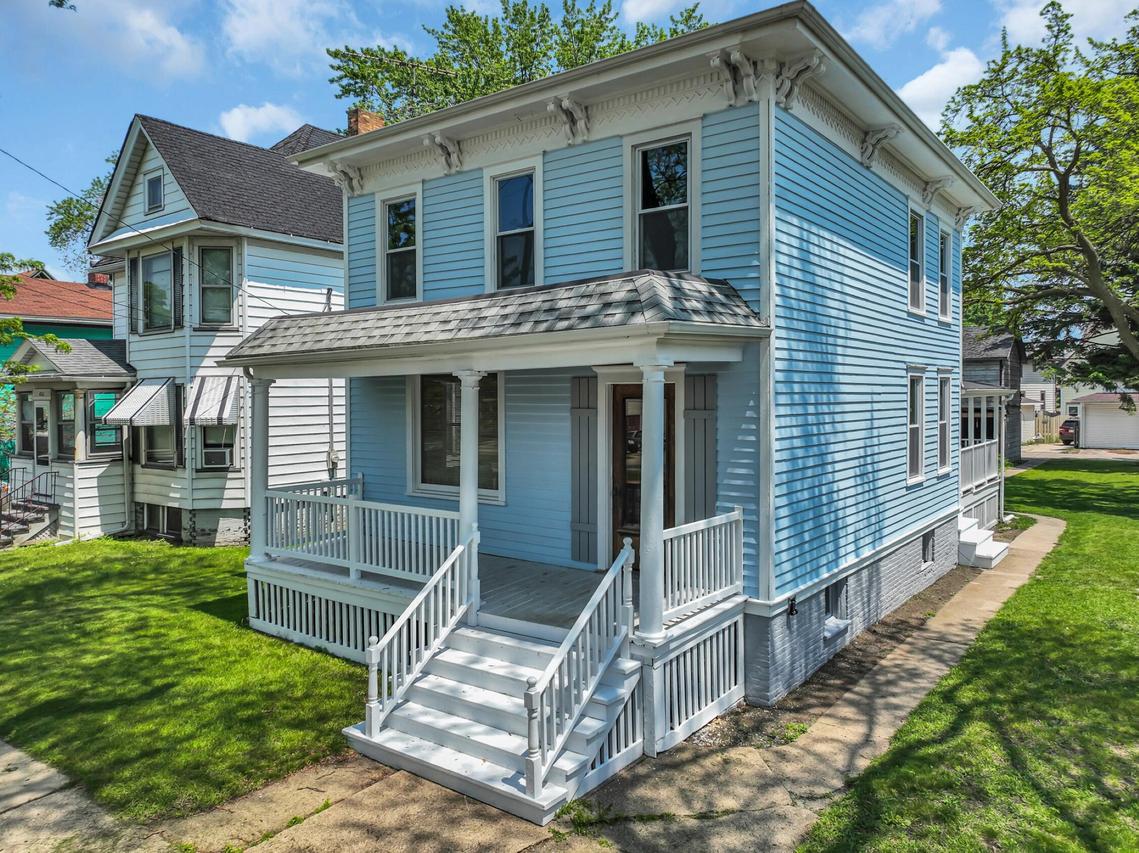 4715 7th Ave, Kenosha, WI 53140