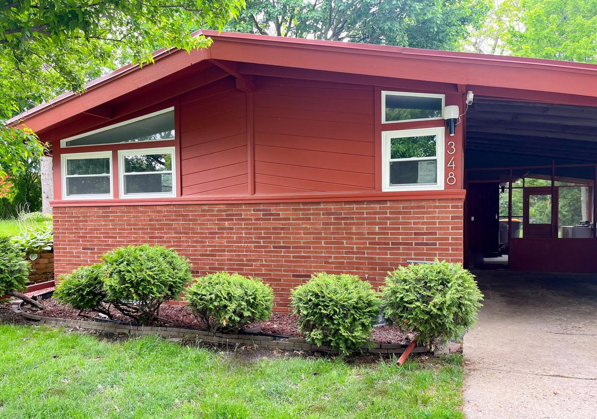 348 N 114th St, Wauwatosa, WI 53226