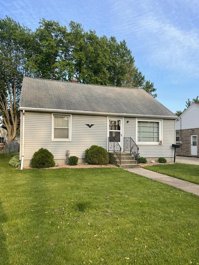 621 Laura St, Green Bay, WI 54302