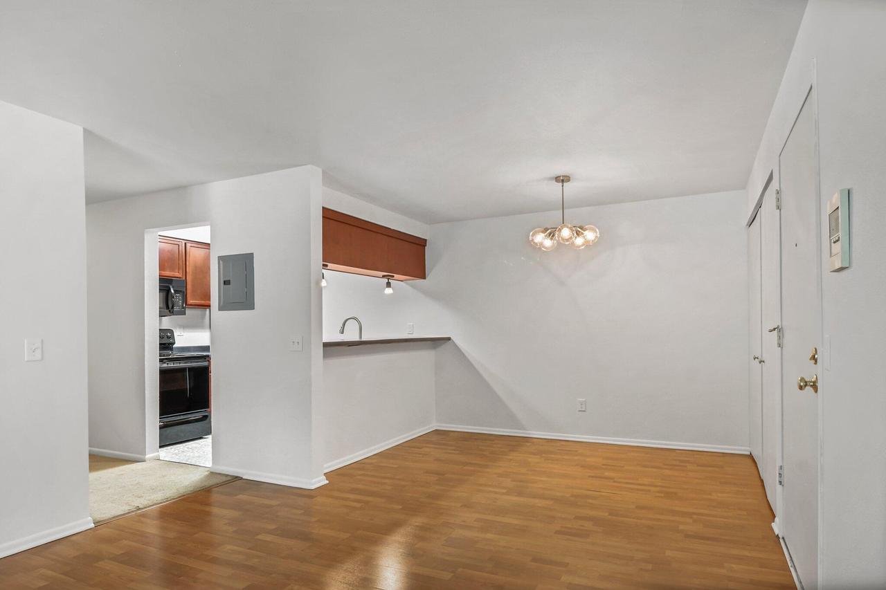4334 Melody Ln #107, Madison, WI 53704