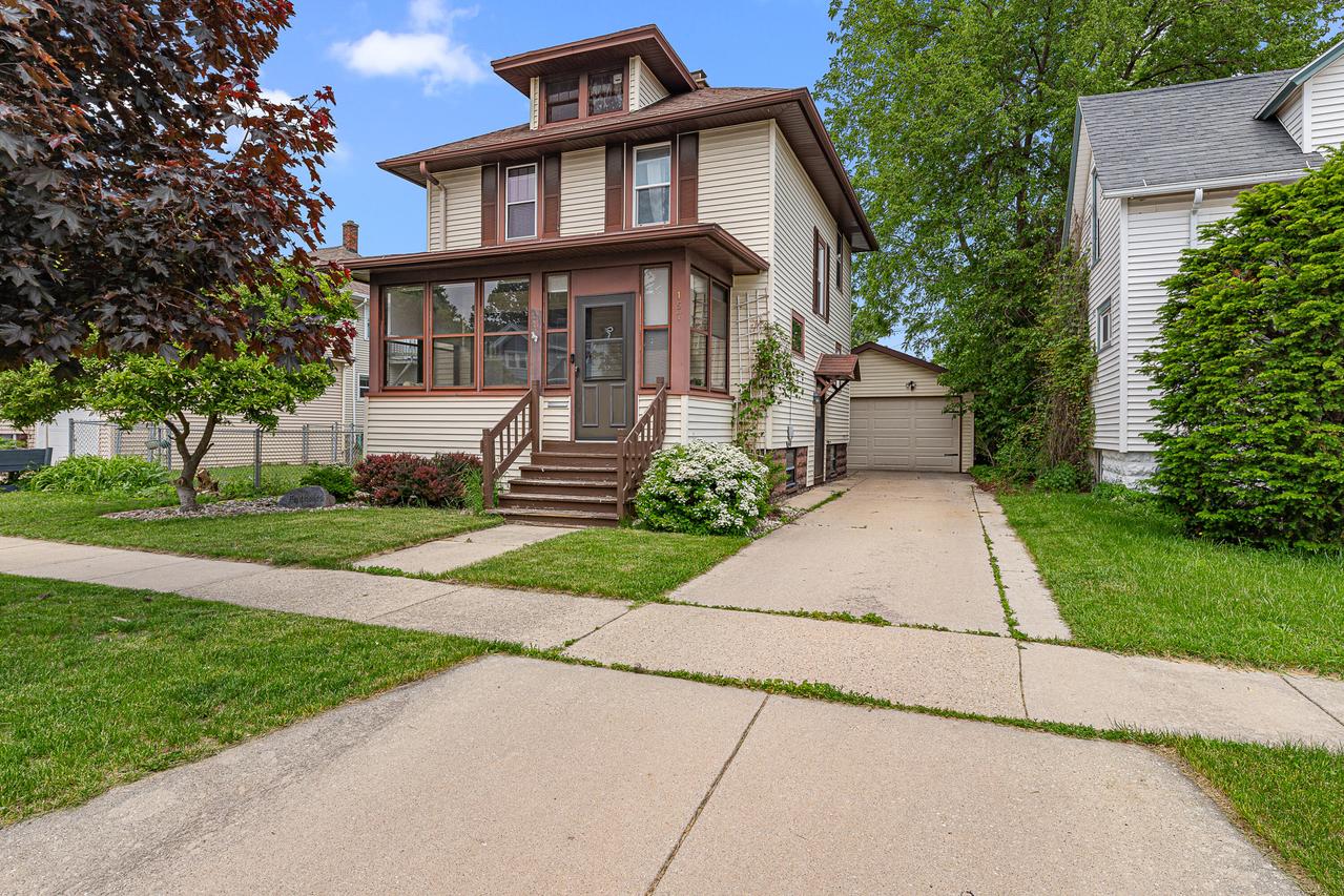 157 E 11th St, Fond Du Lac, WI 54935