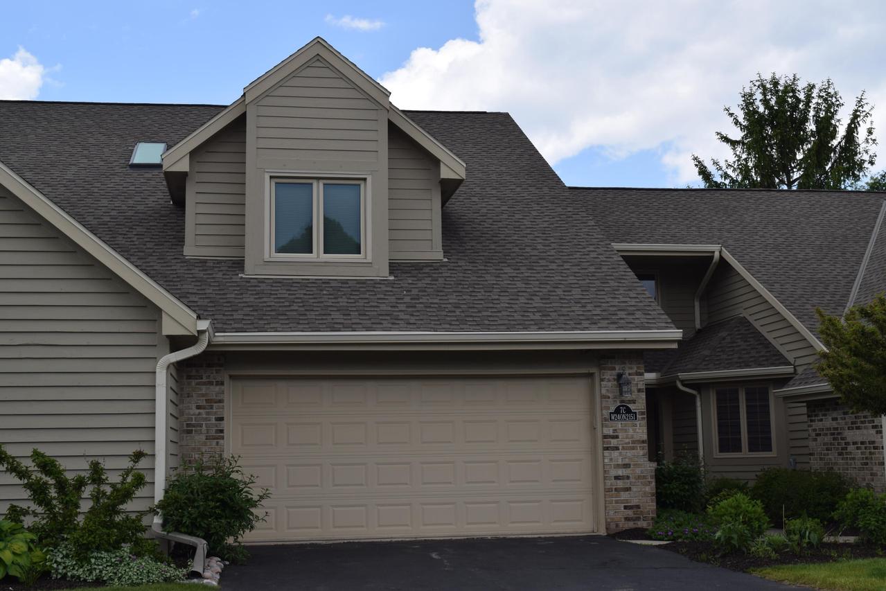 W240N2151 Dorchester Dr #7 C, Pewaukee, WI 53072