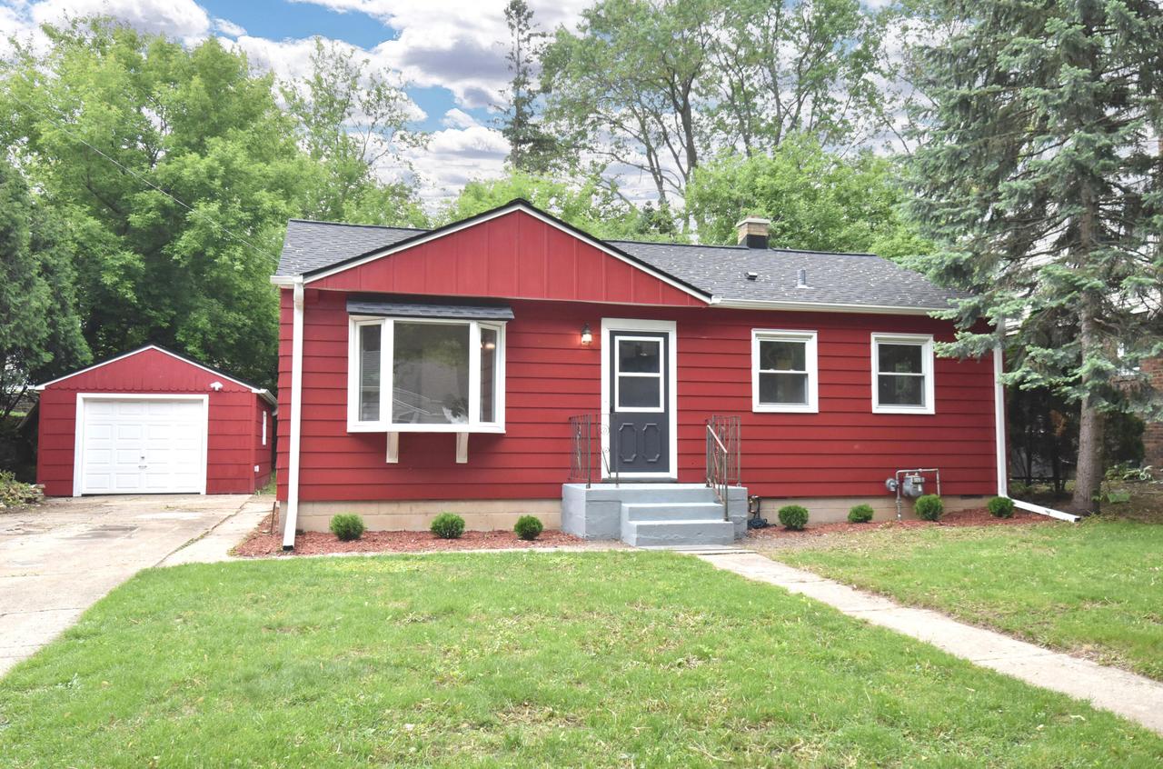 9117 W Mt Vernon Ave, Milwaukee, WI 53226