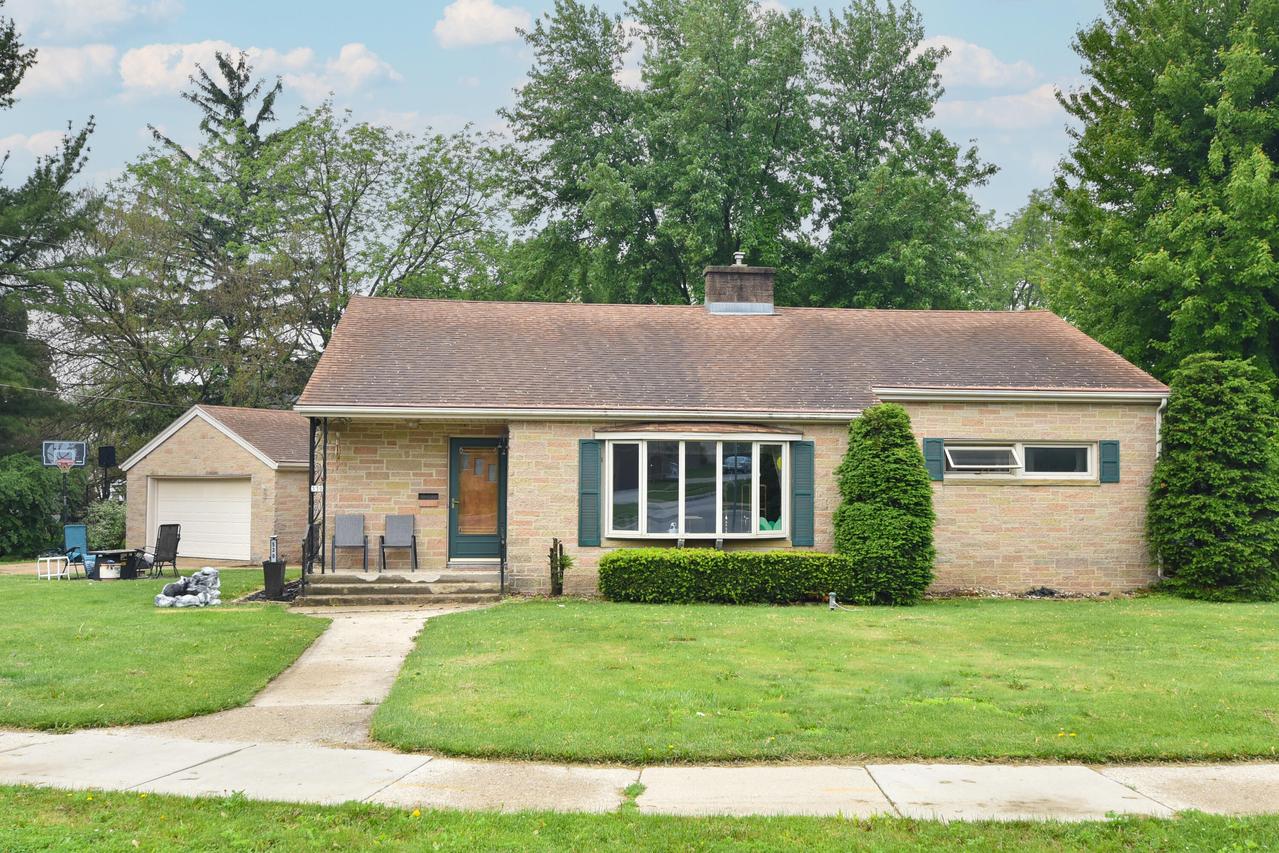 530 Fair St, West Bend, WI 53090